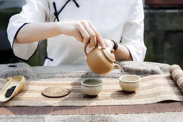 泡茶必须掌握的七个简单的泡茶的步骤